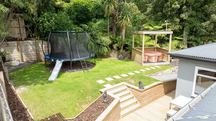 239 Whites Line East Waiwhetu_14