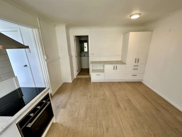 5/4 Rawalpindi Mount Albert_3