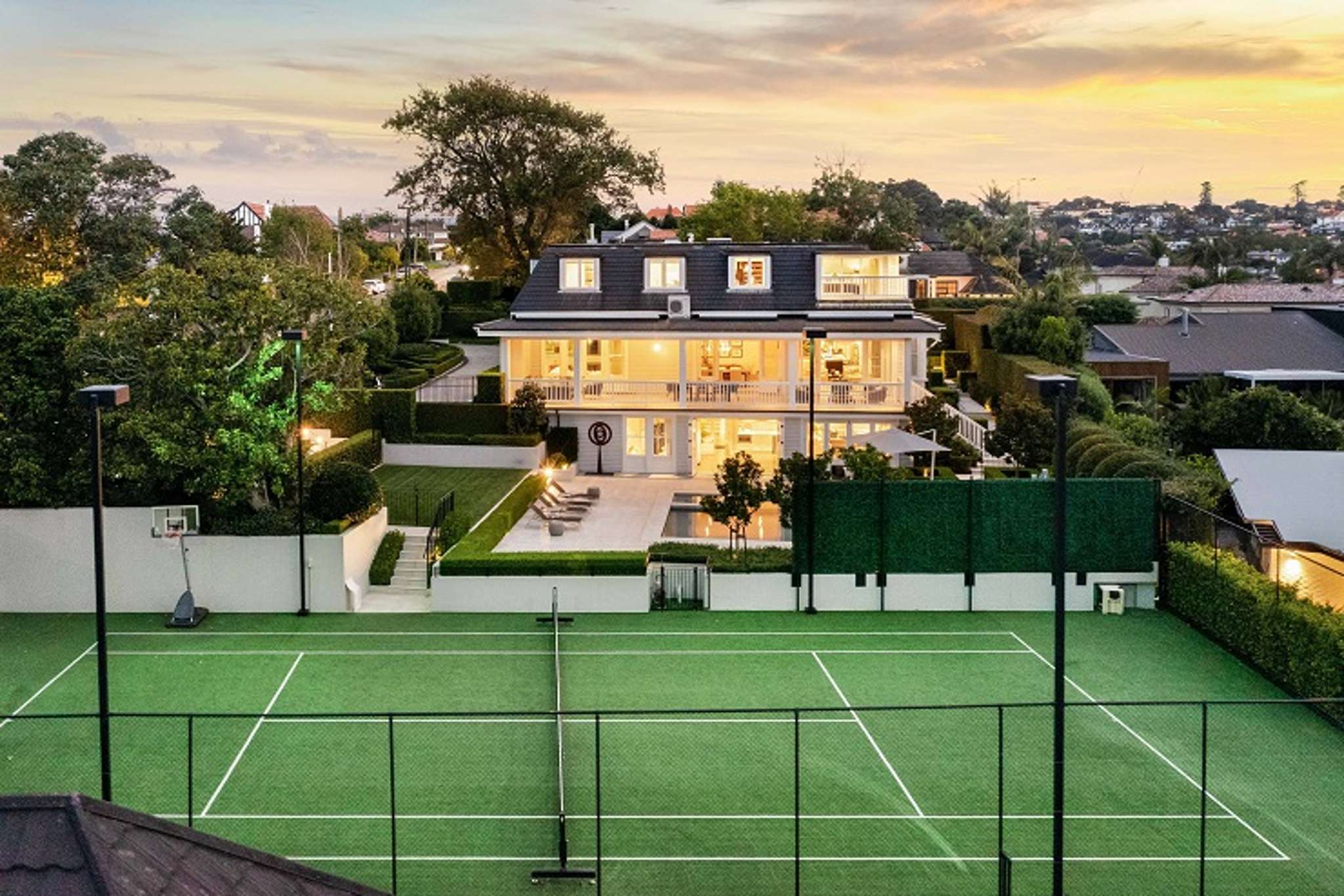 40 buyers line up for Remuera mansion with $12m CV