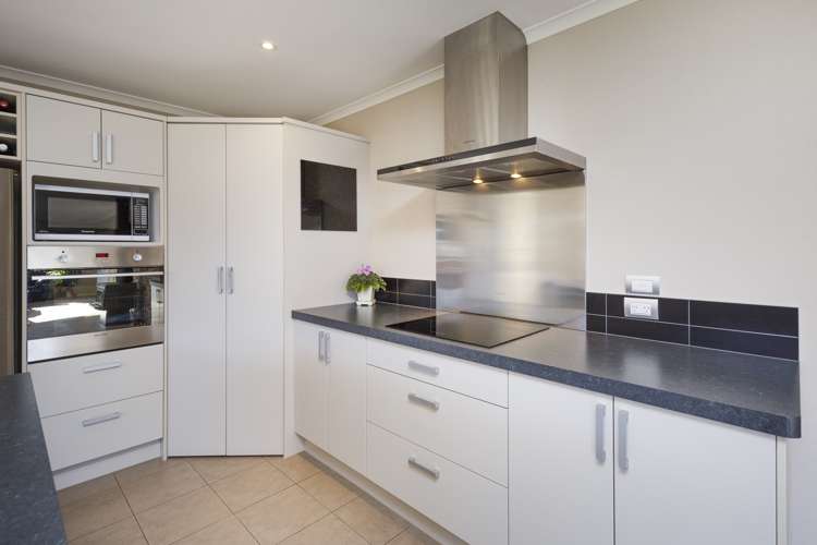 10 Doncaster Court Awapuni_7