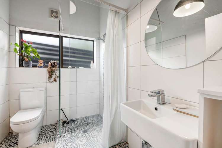 31 Forest Glen Orewa_4