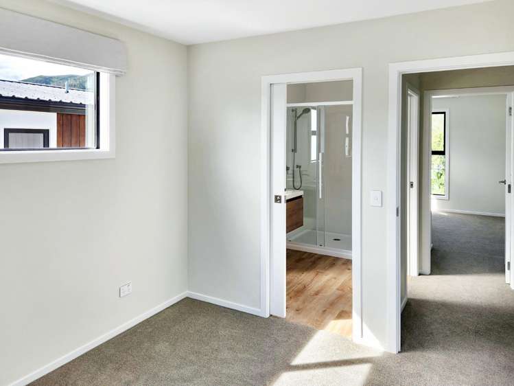 7/31 Wainuiomata Road 10629_10