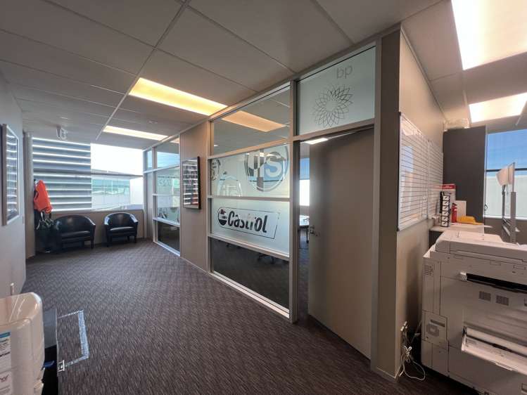 Unit 3, Building 1/15 Accent Drive East Tamaki_1