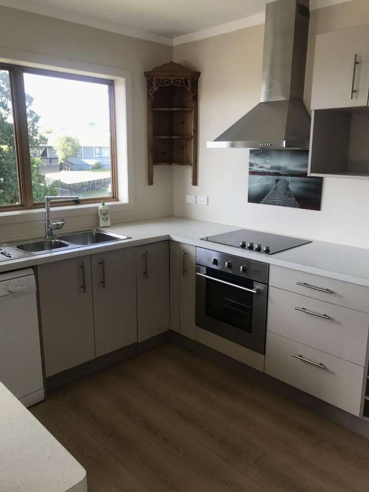 37 Hyde Avenue - Upstairs 1140_6