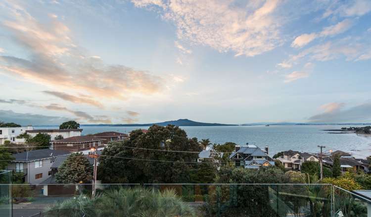 24 Craig Road Castor Bay_19