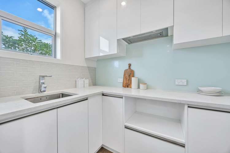 68a Arran Road Browns Bay_11