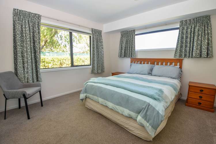 31 Ashmore Park Road Carterton_7