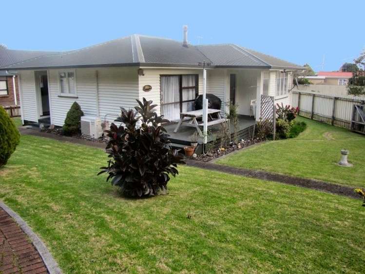 100 Laurie Lane Thames_1