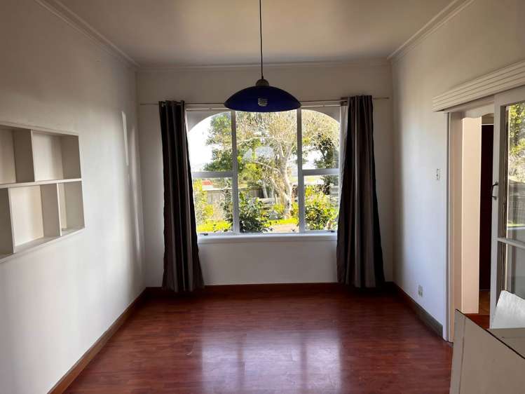2109 East Coast Road Silverdale_6