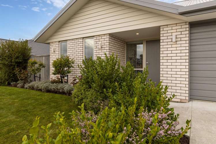 40 Catalina Crescent Burleigh_32
