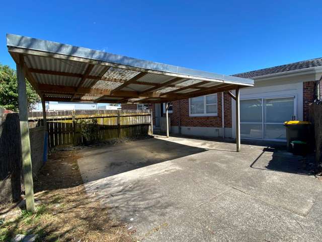 Very tidy 2 bedroom unit in Papatoetoe