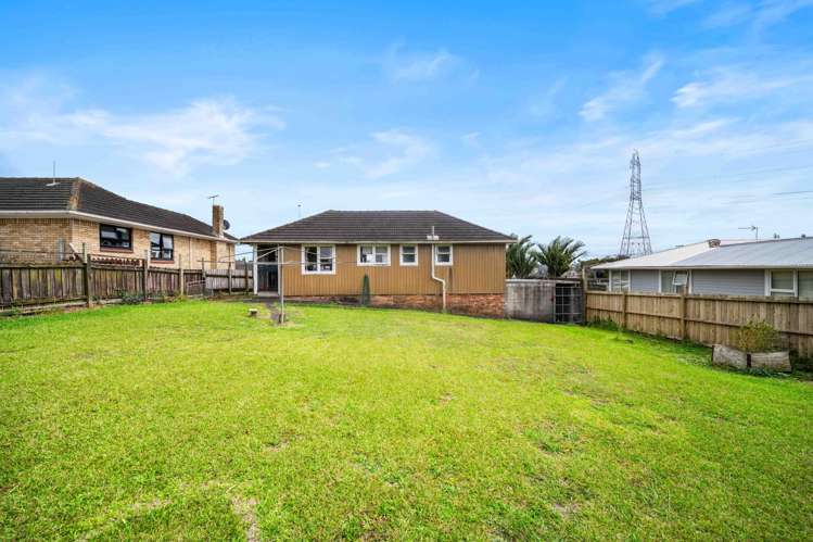 9 Capstick Road Otara_15