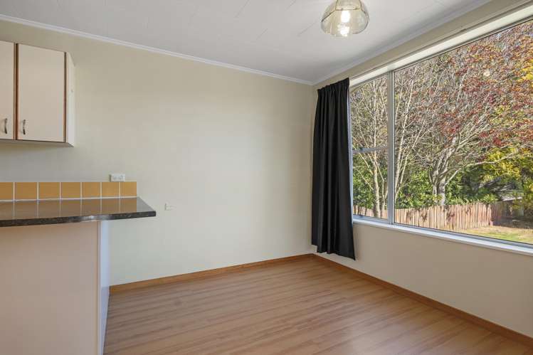 212 Horndon Street Darfield_5