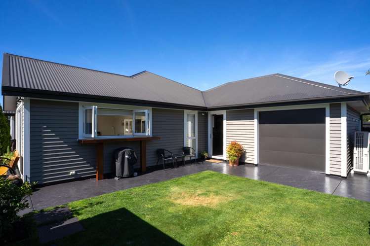 46 Carnaveron Drive Lincoln_21