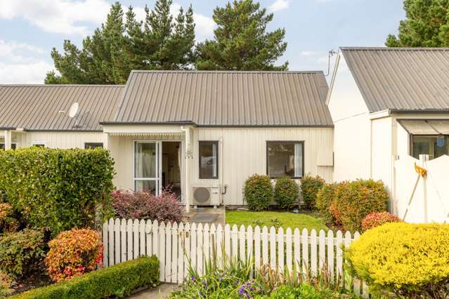 Over 60s Lifestyle in Friendly Village!