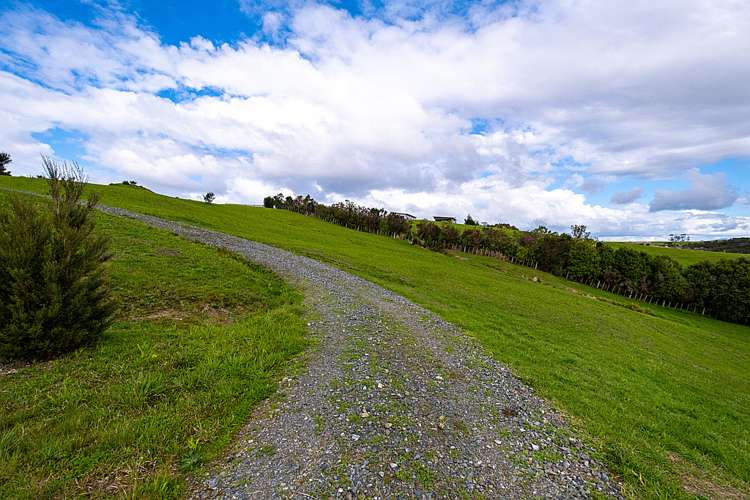 43 Bobs Way Kaingaroa_18