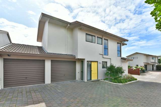 2/3 Marie Avenue Red Beach_1