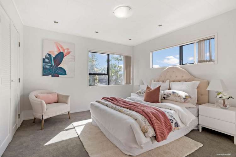 2/4 Halleys Place Mount Roskill_9