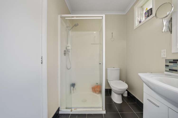 17 Hilltop Road Parkvale_20