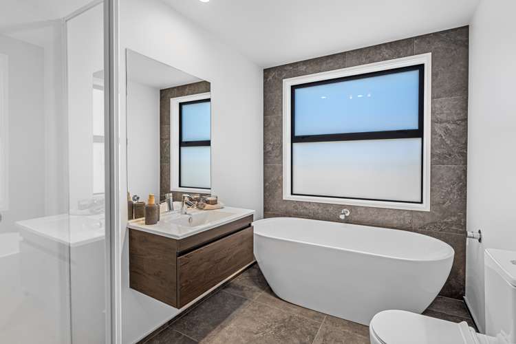 17 Hinaki Street Poike_12