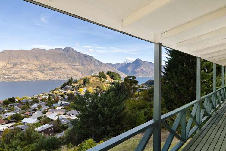 1 Von Place Fernhill/Sunshine Bay_6