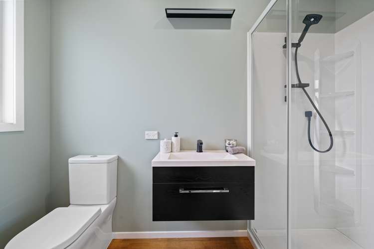 6a Bolton Street Blockhouse Bay_12