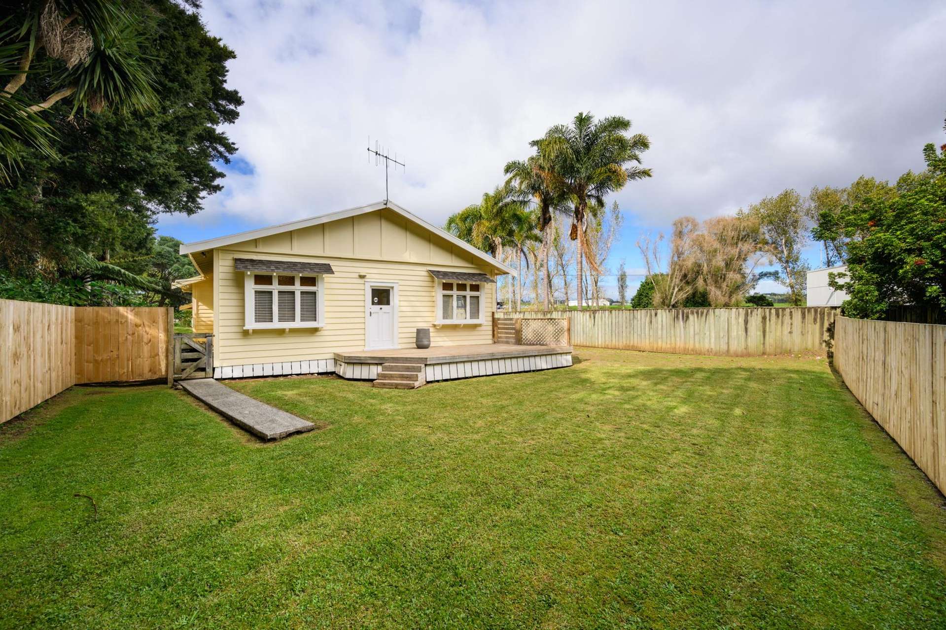 123 Riverside Drive Parahaki_0