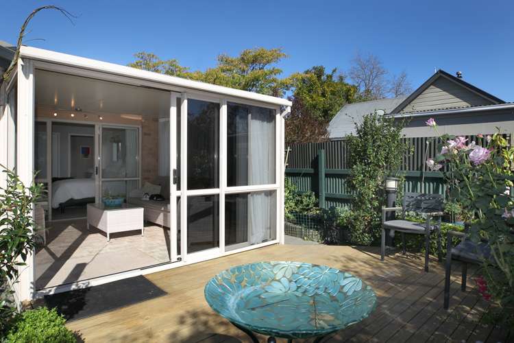 911a Churchill Street Akina_11