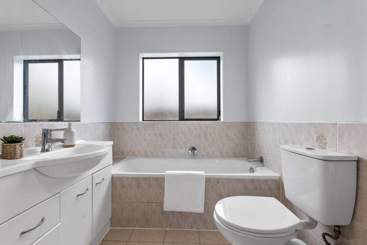 628a Te Atatu Road Te Atatu Peninsula_13