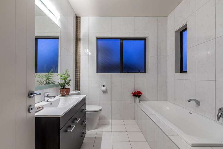 10 Oak View Terrace Schnapper Rock_4