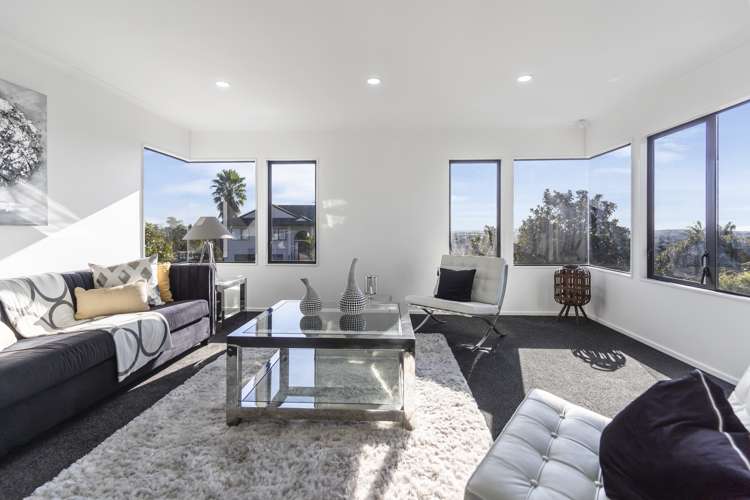 13 Arrowsmith Drive Clover Park_8