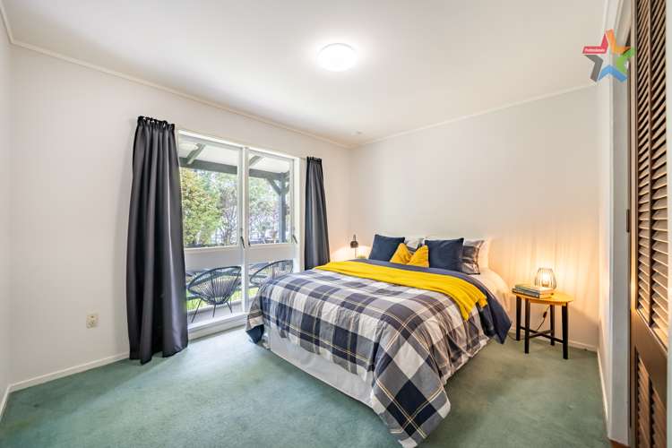 3 Mcenroe Grove Naenae_9