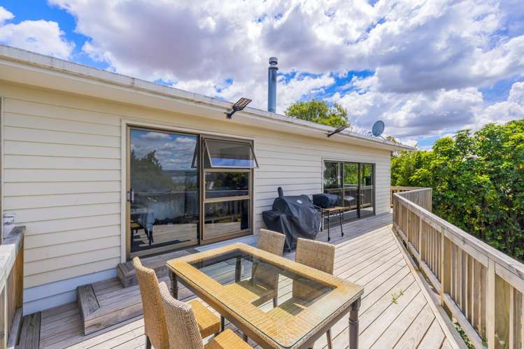 17 Besley Place Acacia Bay_8