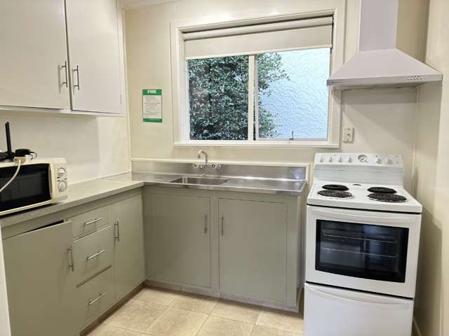 2/12 White Street Timaru_1