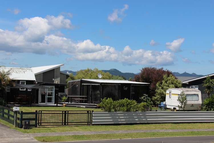 120 The Fairway Matarangi_0