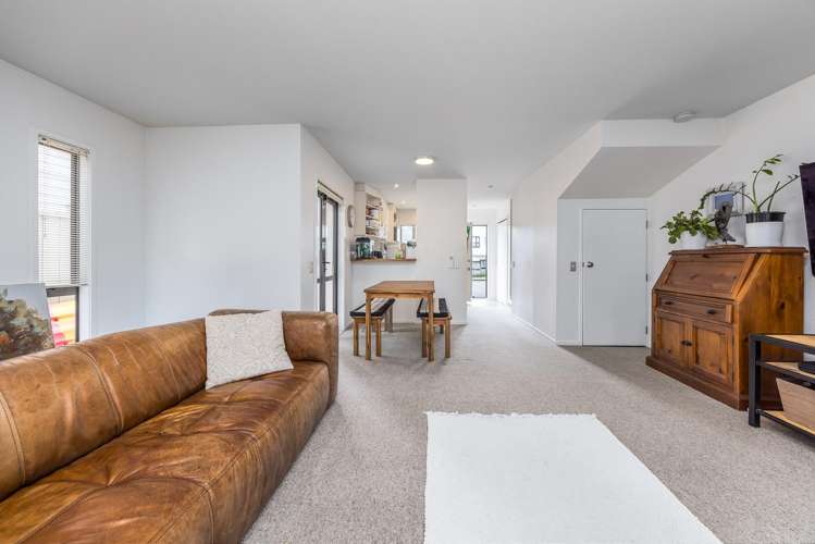 5/92 Bush Road_3