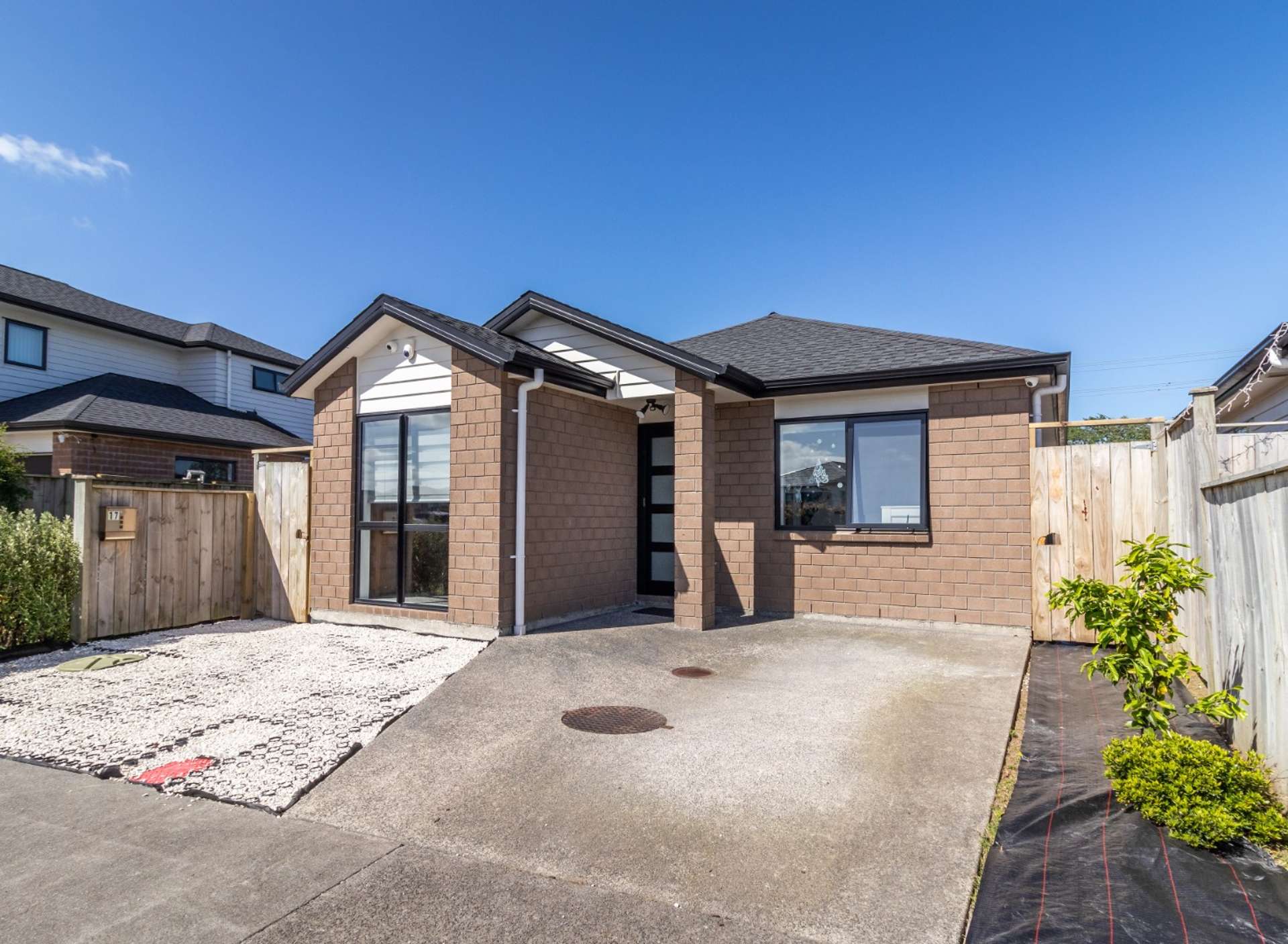 17 Sapwood Crescent Takanini Papakura Houses for Rent One Roof