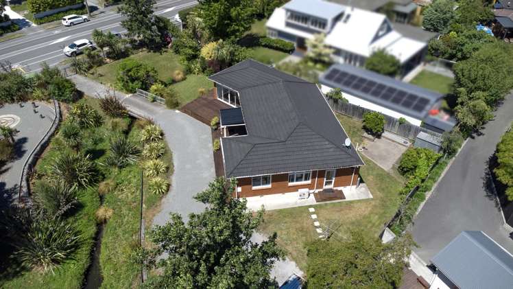 13 Barrington Street Somerfield_17