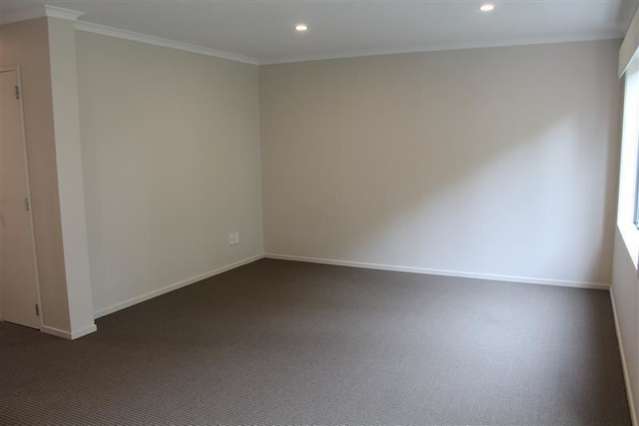 26 Chapel Road Flat Bush_2