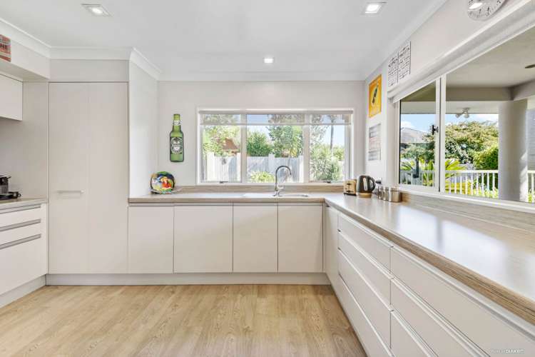 6 Girdhar Place Pukekohe_2