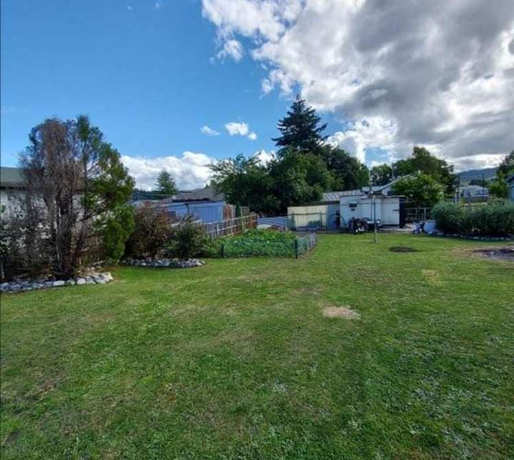 14 Dick Street Reefton_16