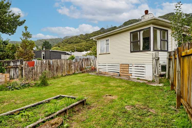 5 Puriri Street Miramar_14