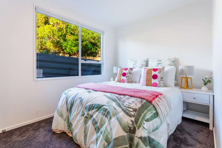 27 Danube Lane Glen Eden_11