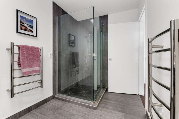 10 Strata View Western Heights_14