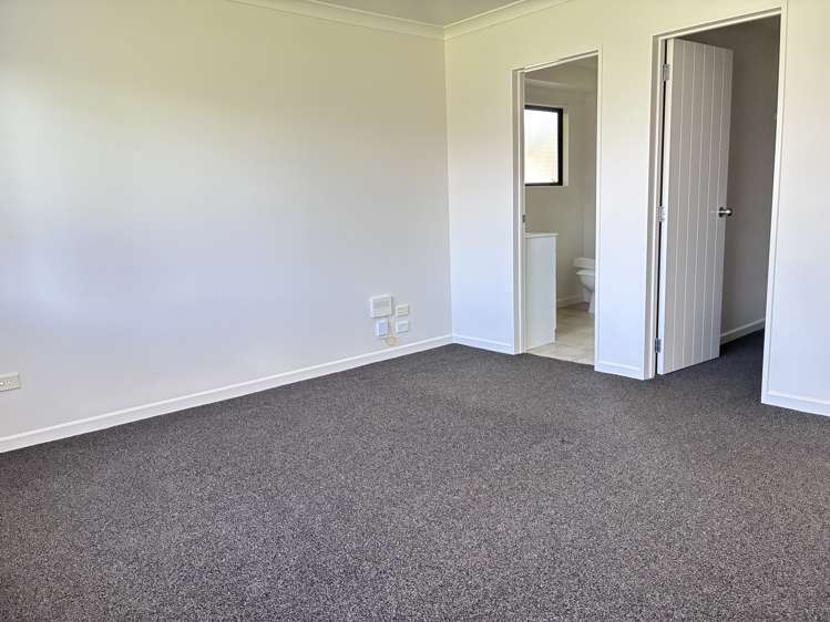 12 Abergeldie Way Cambridge_4