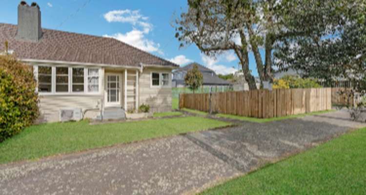 2 Fairlands Avenue_0