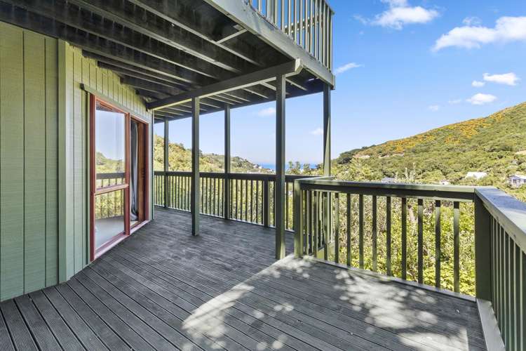 14a Domanski Crescent Owhiro Bay_7