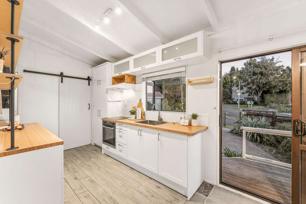 1 Holmburn Street_2