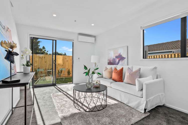 10/137 Tirimoana Road_1