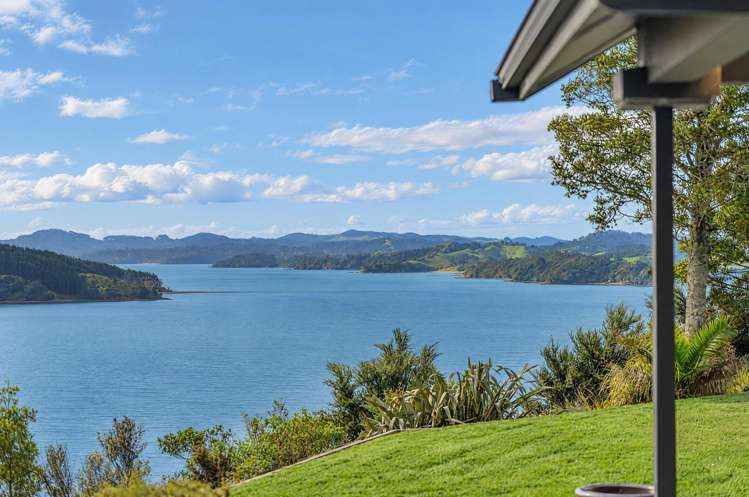 15a Te Papa Road Kawakawa Bay_26